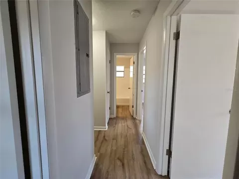 Entry Way - 2204 SW 6th St, Ocala, FL 34471 photo 2 of 2
