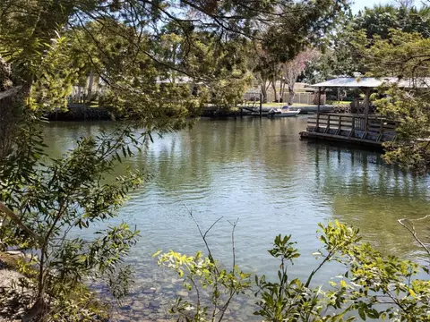 10748 W Pine Bark Ln, Crystal River, FL 34429