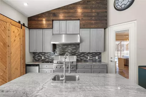 Kitchen - 1873 NW 85th Loop, Ocala, FL 34475 photo 10 of 10