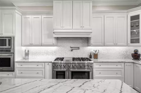 Kitchen - 1873 NW 85th Loop, Ocala, FL 34475 photo 7 of 10