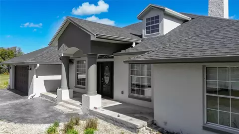 Exterior - 3245 NW 137th Pl, Reddick, FL 32686 photo 2 of 15