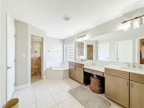 Bath - 3245 NW 137th Pl, Reddick, FL 32686 photo 3 of 5