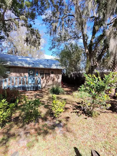 23667 NE 135th Ln, Fort Mc Coy, FL 32134