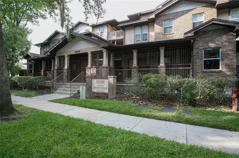 1220 SW 1st Ave #303, Gainesville, FL 32601