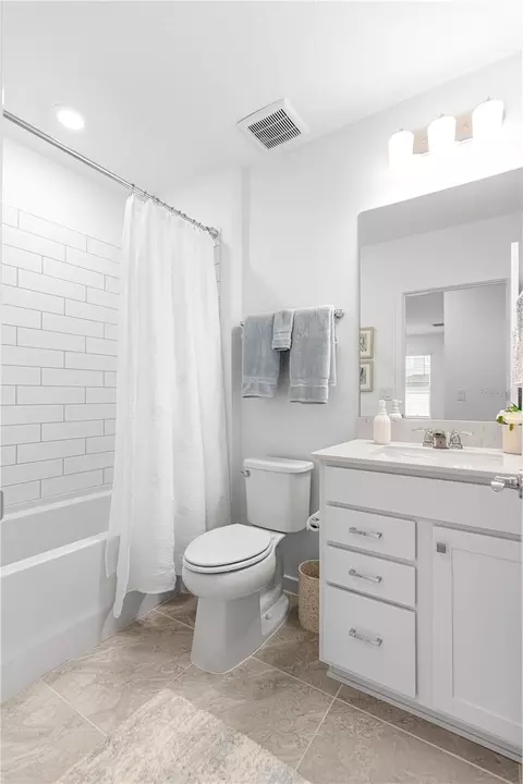 Bath - 6788 SW 90th Loop, Ocala, FL 34476 photo 1 of 5