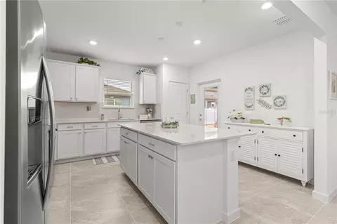 Kitchen - 6788 SW 90th Loop, Ocala, FL 34476 photo 3 of 8