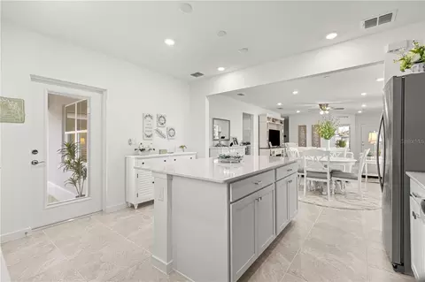 Kitchen - 6788 SW 90th Loop, Ocala, FL 34476 photo 6 of 8