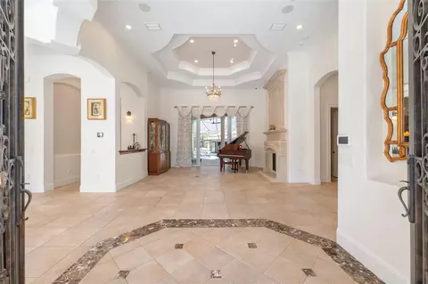 Entry Way - 695 SE 47th Loop, Ocala, FL 34480 photo 1 of 2
