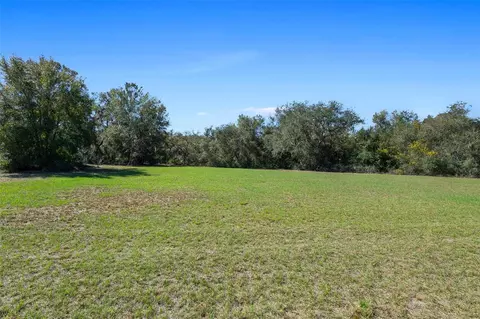 18434 SE 24th St, Silver Springs, FL 34488