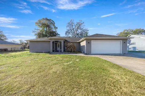 6180 SE 126th Ln, Belleview, FL 34420