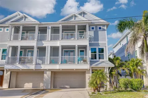 16306 1st St E, Redington Beach, FL 33708