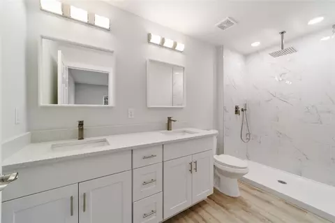 Bath - 15520 SW 10th Pl, Ocala, FL 34481 photo 2 of 5