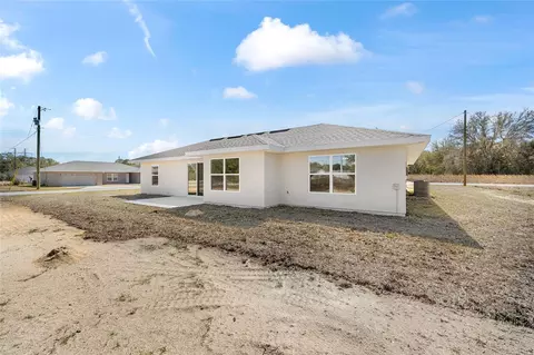Exterior - 49 Locust Loop Cir, Ocala, FL 34472 photo 5 of 8