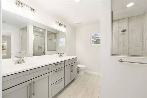 Bath - 49 Locust Loop Cir, Ocala, FL 34472 photo 1 of 3