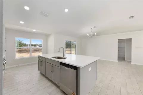 Kitchen - 49 Locust Loop Cir, Ocala, FL 34472 photo 4 of 4