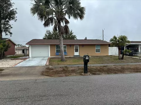 4513 Grobe St, North Port, FL 34287