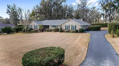 5252 NW 76th Ct, Ocala, FL 34482