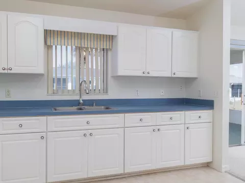 Kitchen - 6086 SW 98th Loop, Ocala, FL 34476 photo 2 of 2