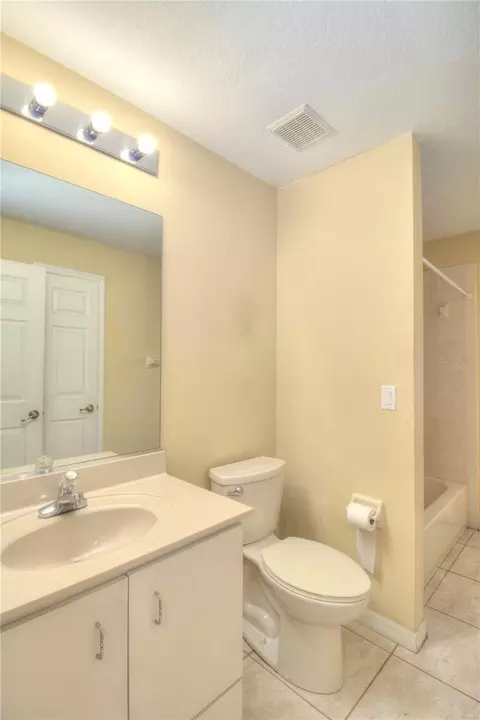 Bath - 4240 SW 111th Pl, Ocala, FL 34476 photo 3 of 3