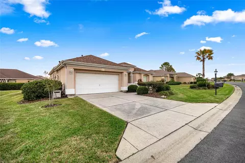 Exterior - 9512 SE 124th Loop, Summerfield, FL 34491 photo 2 of 15