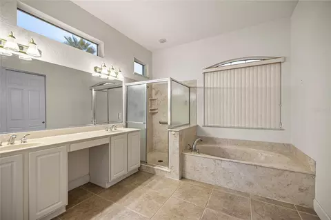 Bath - 9512 SE 124th Loop, Summerfield, FL 34491 photo 3 of 3