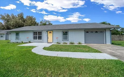 685 NW 67th Pl, Ocala, FL 34475