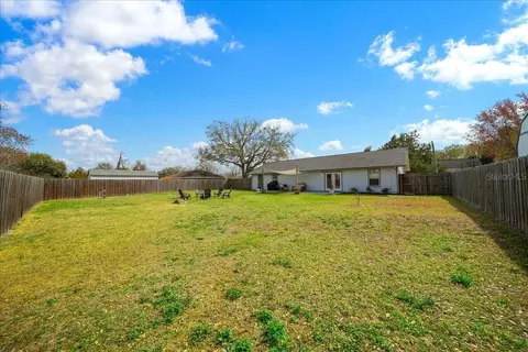 Exterior - 685 NW 67th Pl, Ocala, FL 34475 photo 3 of 6