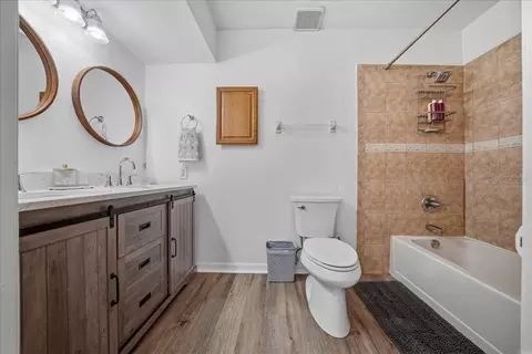 Bath - 685 NW 67th Pl, Ocala, FL 34475 photo 1 of 4