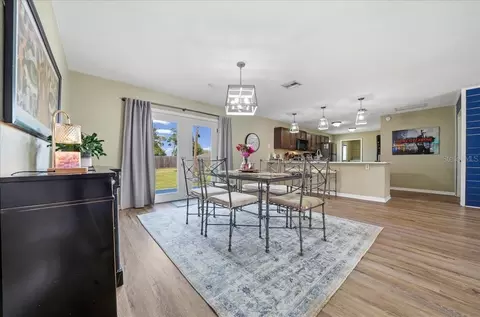 Dining - 685 NW 67th Pl, Ocala, FL 34475 photo 1 of 2