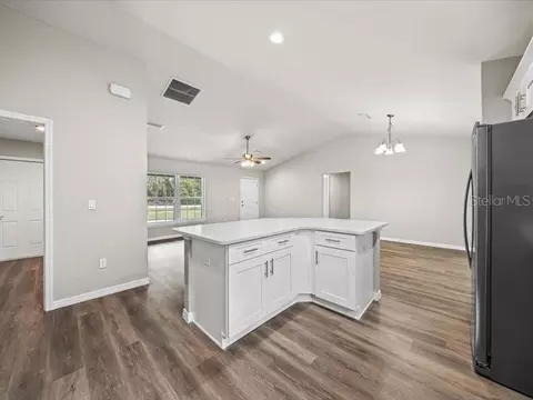Kitchen - 38 Willow Rd, Ocala, FL 34472 photo 6 of 6