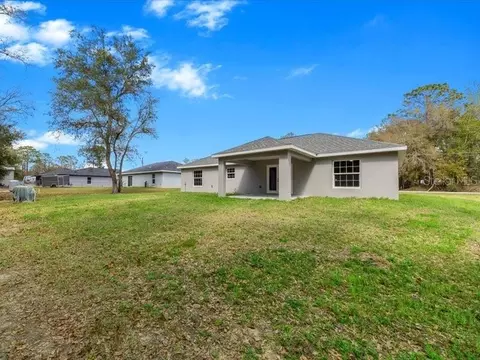 Exterior - 38 Willow Rd, Ocala, FL 34472 photo 2 of 3
