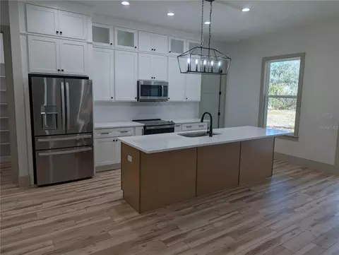 Kitchen - 1303 NE 23rd Ave, Ocala, FL 34470 photo 1 of 5