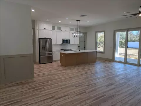 Living - 1303 NE 23rd Ave, Ocala, FL 34470 photo 3 of 8