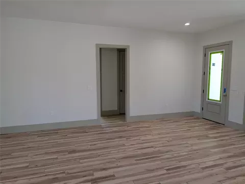 Living - 1303 NE 23rd Ave, Ocala, FL 34470 photo 5 of 8