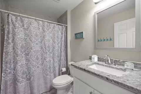 Bath - 9609 SW 40th Ter, Ocala, FL 34476 photo 3 of 3