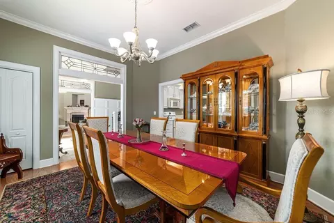 Dining - 905 SE 12th St, Ocala, FL 34471 photo 1 of 2
