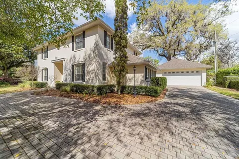 Exterior - 905 SE 12th St, Ocala, FL 34471 photo 8 of 14
