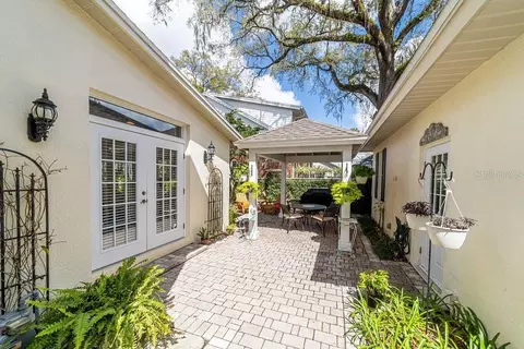 Exterior - 905 SE 12th St, Ocala, FL 34471 photo 6 of 14