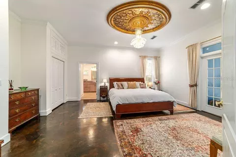 Bedroom - 905 SE 12th St, Ocala, FL 34471 photo 2 of 5