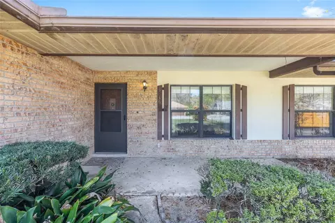 Exterior - 3836 SE 45th Pl, Ocala, FL 34480 photo 5 of 14