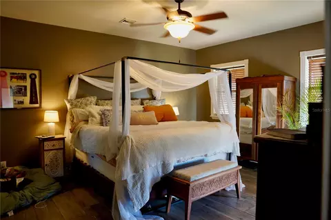 Bedroom - 12895 NW Gainesville Rd, Reddick, FL 32686 photo 1 of 4