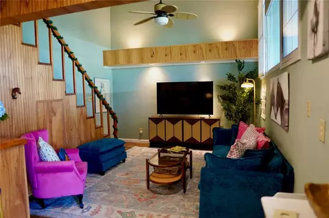 Living - 12895 NW Gainesville Rd, Reddick, FL 32686 photo 3 of 7