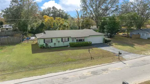 View/Area - 2004 NE 52nd St, Ocala, FL 34479 photo 2 of 9
