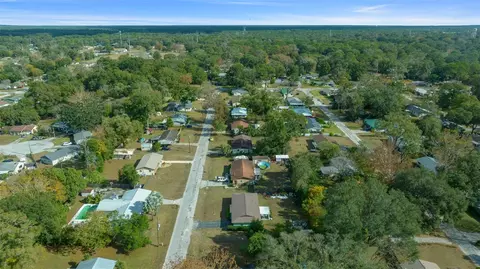 View/Area - 2004 NE 52nd St, Ocala, FL 34479 photo 8 of 9