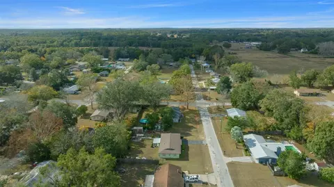 View/Area - 2004 NE 52nd St, Ocala, FL 34479 photo 4 of 9