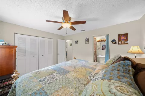 Bedroom - 2004 NE 52nd St, Ocala, FL 34479 photo 1 of 4