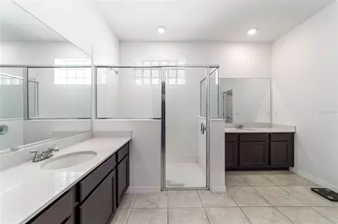 Bath - 6433 SW 73rd Ave, Ocala, FL 34474 photo 2 of 3
