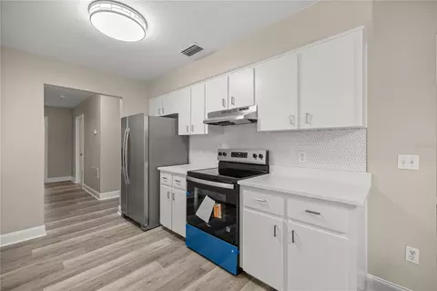 Kitchen - 46 Teak Run, Ocala, FL 34472 photo 2 of 3