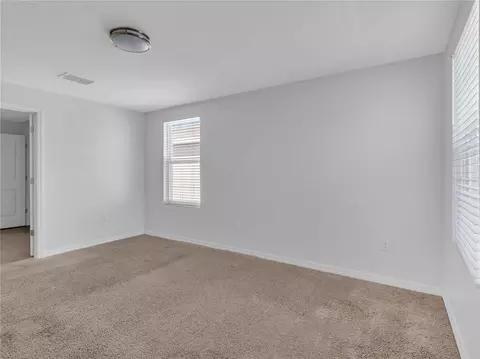Bedroom - 602 Olive Conch St, Ruskin, FL 33570 photo 2 of 6
