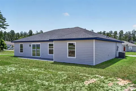 Exterior - 10 Locust Loop Cir, Ocala, FL 34472 photo 5 of 7